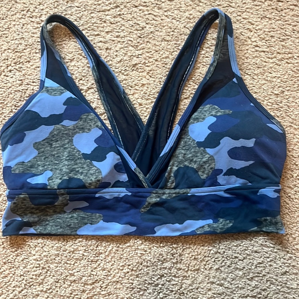 Aerie sports bra size XL blue camo print